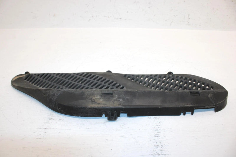 2002 Ski-doo Mxz 500 Oem Left Center Hood Vent Grille 517302031 SS16