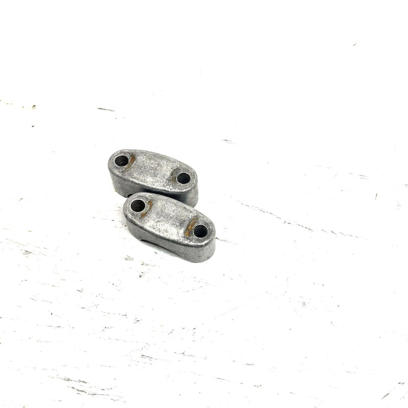 80-82 Yamaha Tri Moto 125 OEM Upper Handlebar Mount Pair 422-23441-00-98 AY62