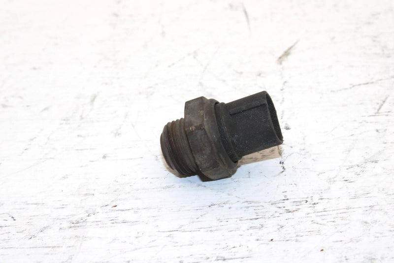 2002 Arctic Cat 375 Automatic (4x4 Green) Oem Oil Pressure Sensor 3530-037 AA29