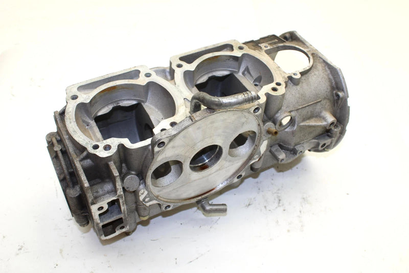 1997 Ski-doo Mxz 670 Oem Crankcase 420887516 SS119