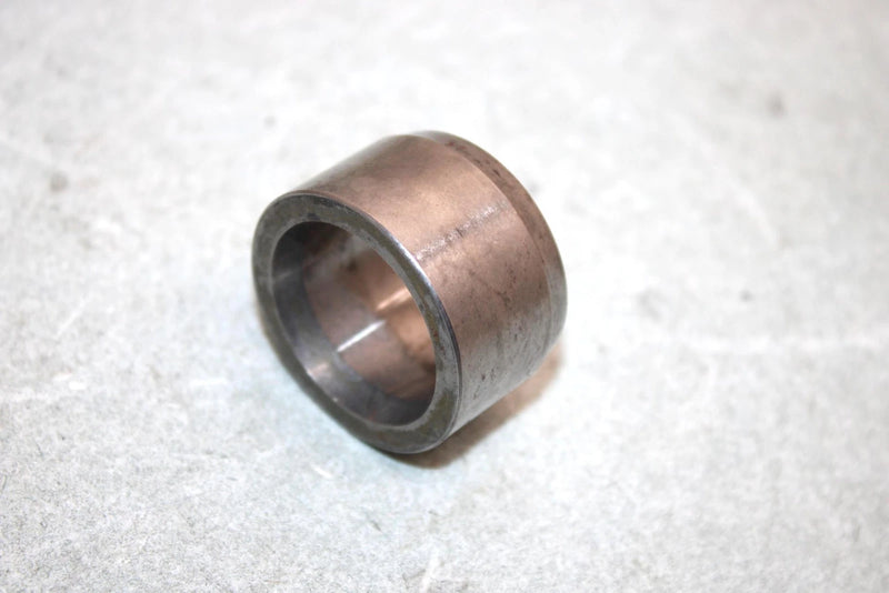 05 Yamaha  Bruin  4wd Hunter  Oem Drive Shaft Collar 90387-252R2-00 AY38