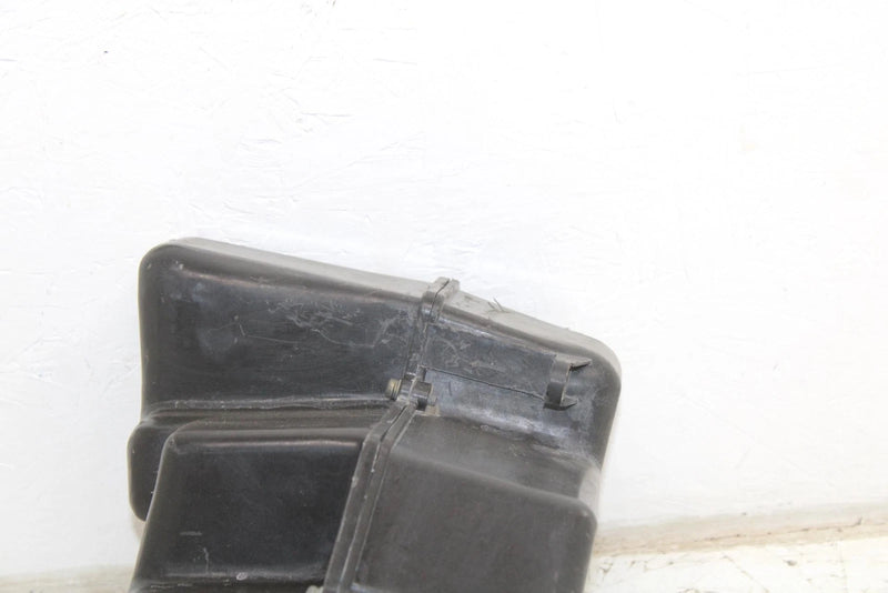 1985 Yamaha Enticer 340 Oem Air Box Assembly 8G8-14431-00-00 SY127