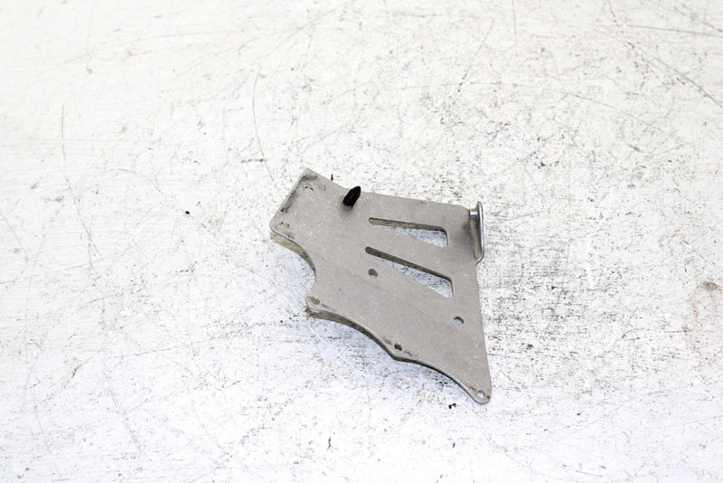 2013 Polaris 600 Rush Pro R Oem Right Upper Footrest 1024378 SP29