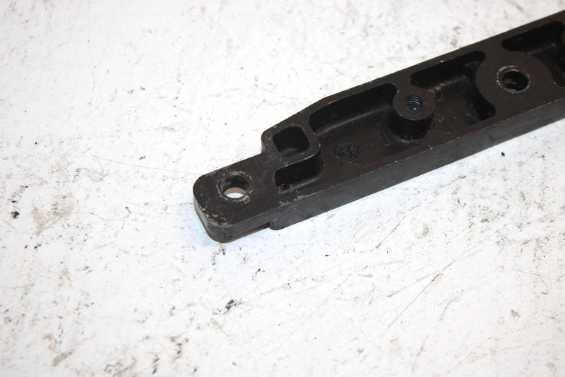 1990 Kawasaki 650 Ts Oem Right Exhaust Mount 39009-3703 JK8