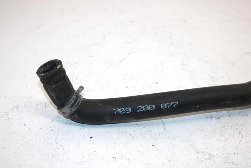 14 Can-am Outlander Max 400 Efi Oem Radiator Inlet Hose 709200077 AB6