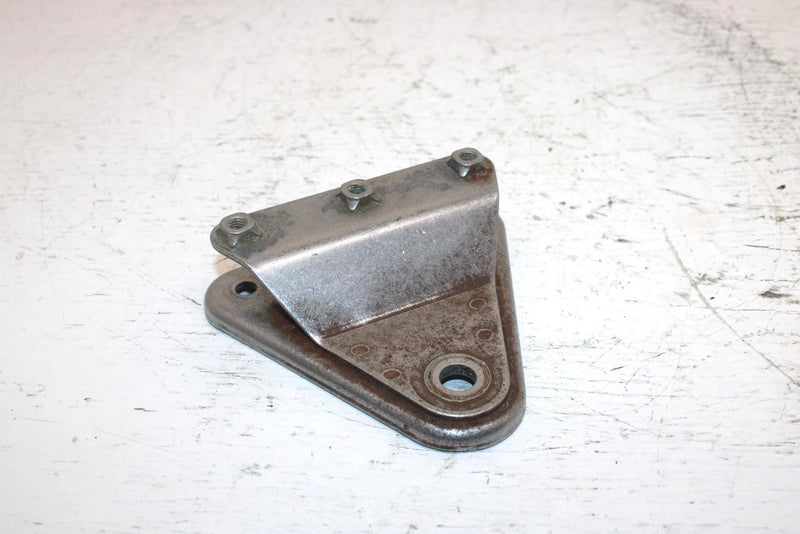 1989 Yamaha Inviter Oem Torque Arm Mount Bracket 81E-47416-00-00 SY17