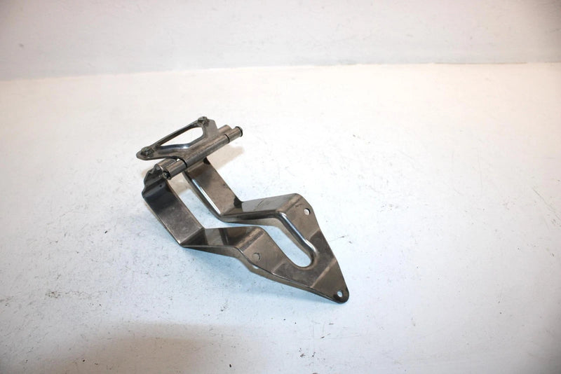 1990 Kawasaki 650 Ts Oem Hood Hatch Cover Hinge 11046-3838 JK10