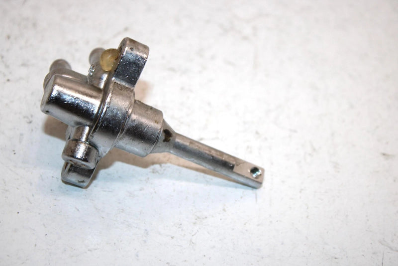 1990 Kawasaki 650 Ts Oem Fuel Selector Petcock 51023-3709 JK10