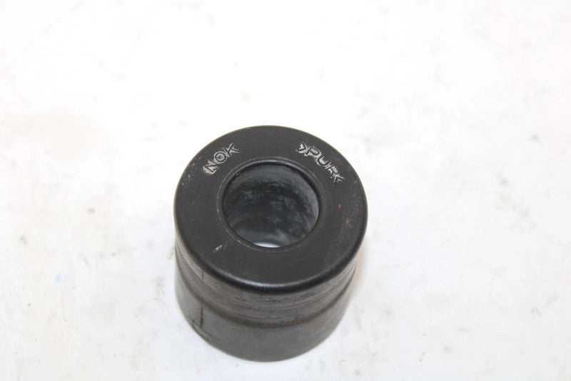 2005 Yamaha Rs Vector Er Oem Suspension Roller 8ES-47429-00-00 SY59