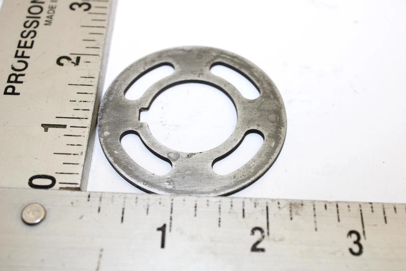 89 Yamaha Moto 4 YFM350ER OEM Crankshaft Bearing Cover 1YW-11565-00-00 AY30