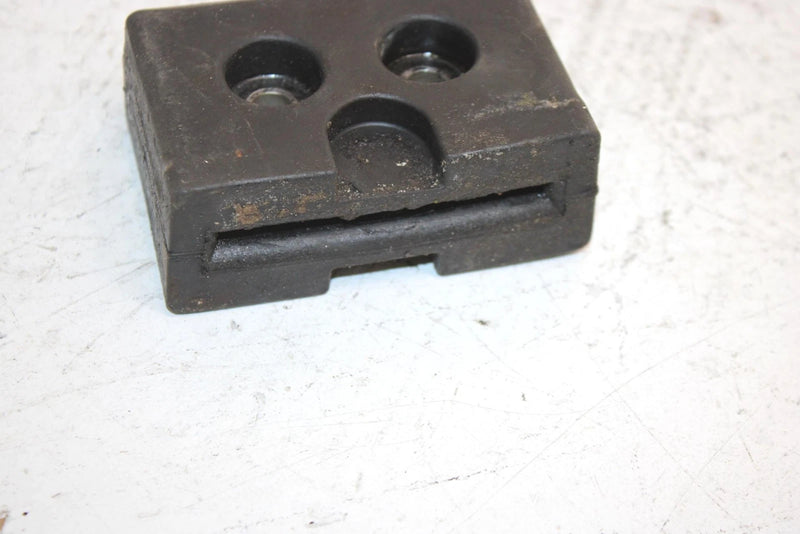 1990 Kawasaki 650 Ts Oem Waterbox Mount Dampner 92160-3731 JK8