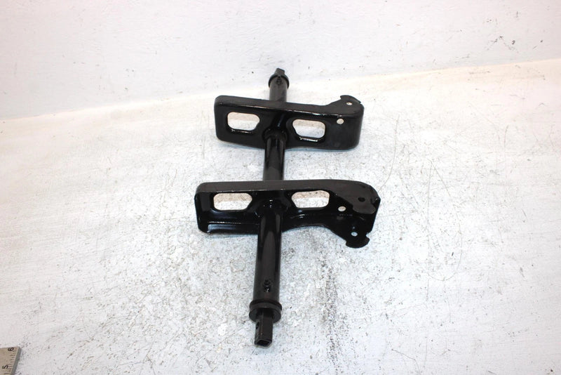 2001 Polaris Sportsman 400 Oem Sway Bar And Support 1540322-067 AP178