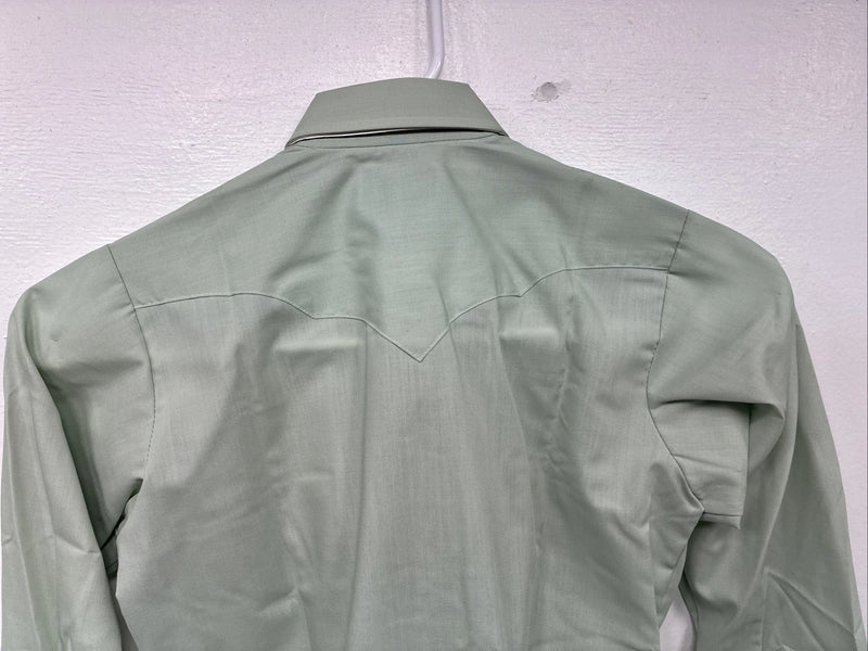 New Women’s Karman Green Long Sleeve Pearl Snap Size 8 YY-23