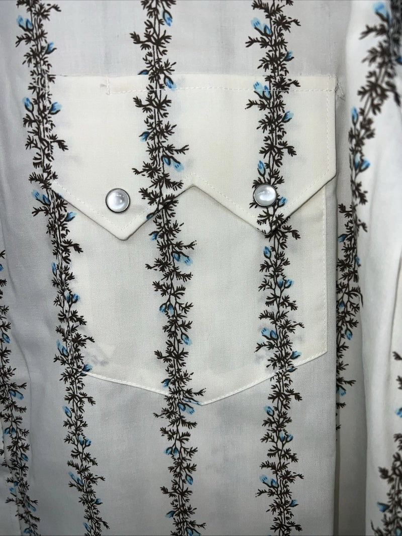 New Men’s White Floral White House Pearl Snap Long Sleeve Shirt. XXL G-67