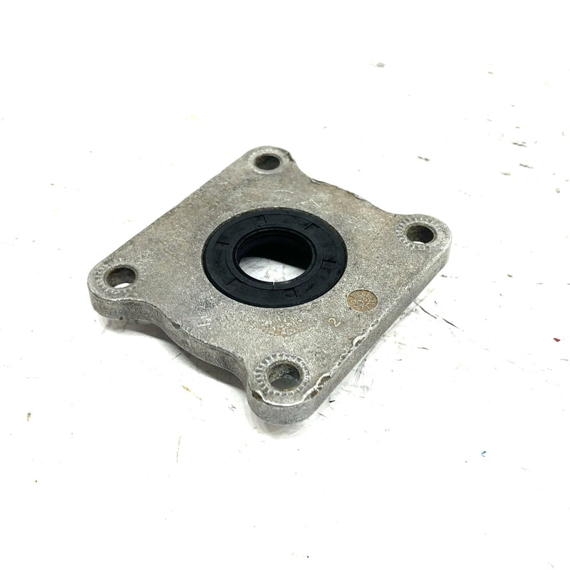 02-06 Polaris Sportsman 700 OEM Front Diff Input Cover 3234619 AP197