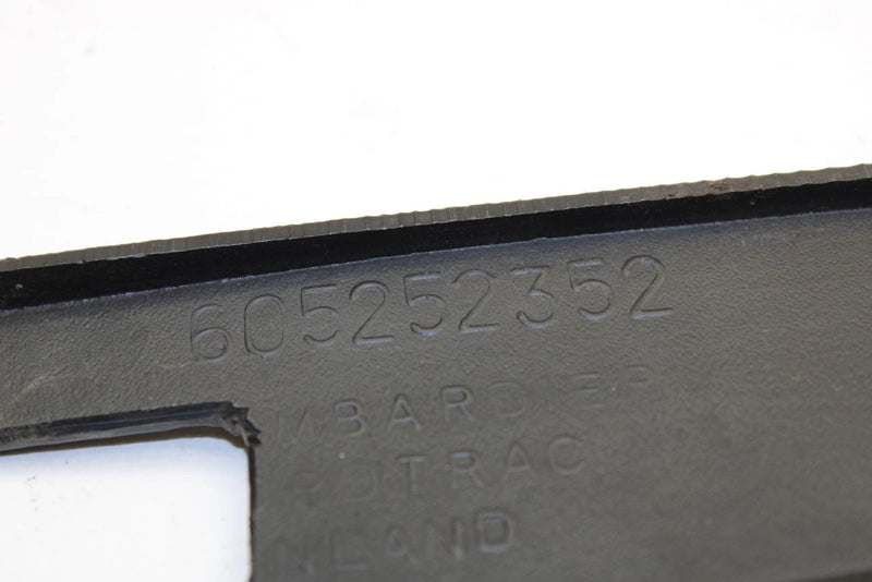 2006 Ski-doo Skandic 550f Oem Hinge Protector 605252352 SS108