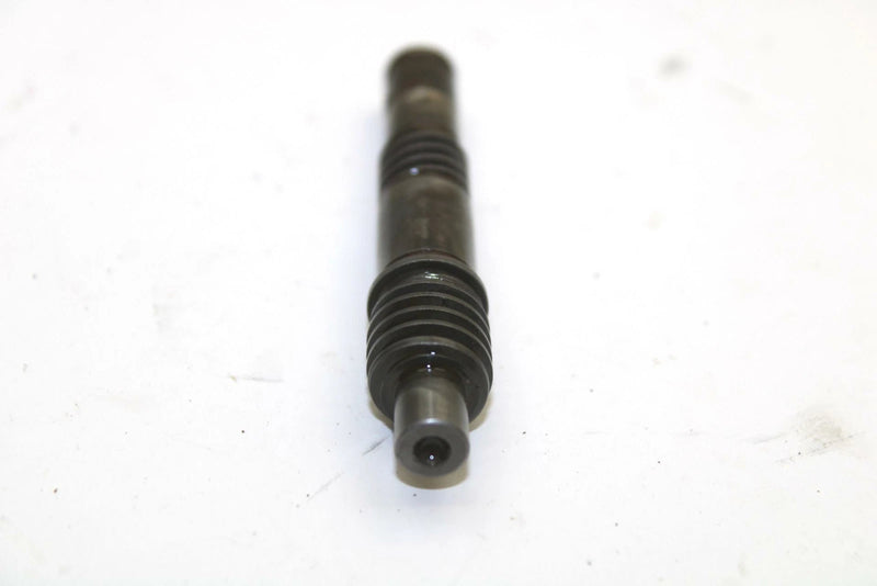 Yamaha OEM Oil Pump Worm Shaft 826-13175-00-00 Q4468
