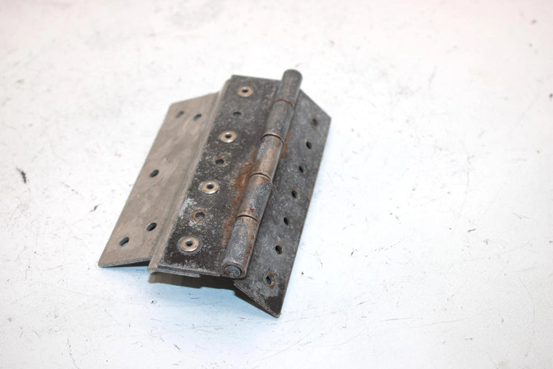 96 Polaris Xcr 600 Sp Oem Belt Cover Hinge SP95