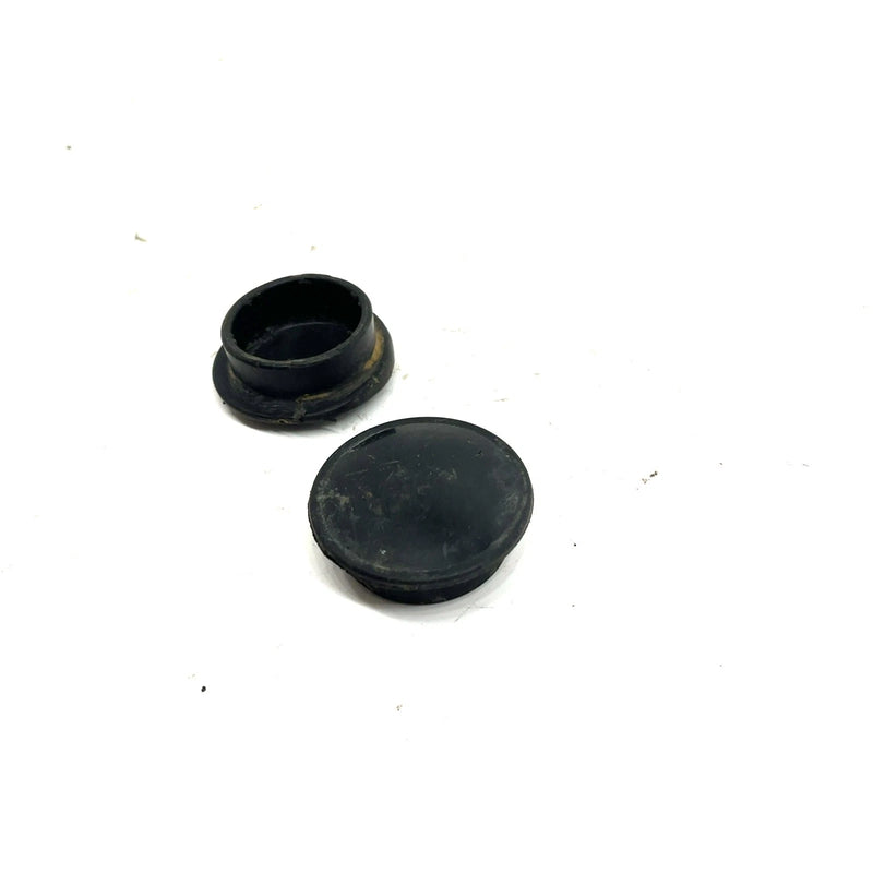 86-95 Yamaha Moto 4 OEM Swingarm Plug Cap Pair 90338-34069-00 AY51