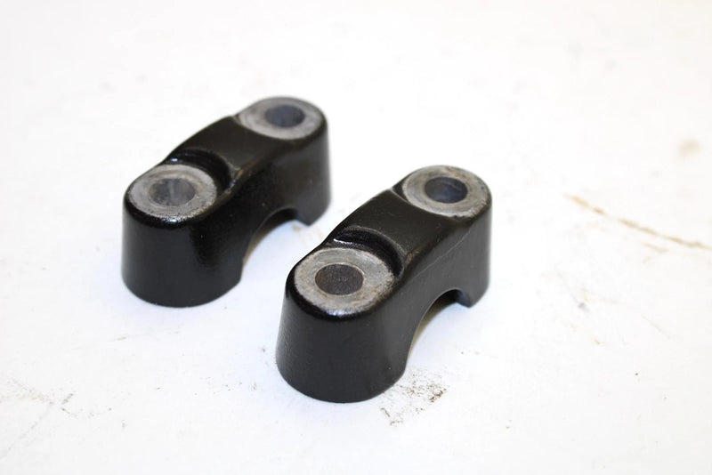 1999 Kawasaki Bayou 300 Oem Handlebar Clamp Pair 46012-1168 AK10