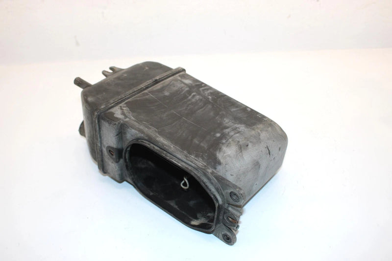 83 Suzuki Alt125 3x9 Model D  Oem Airbox Base 13700-18900 AS12