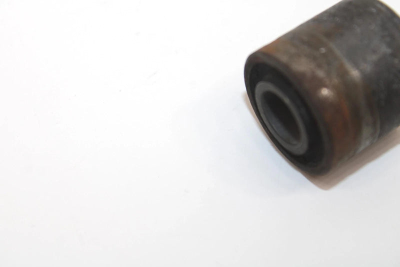 1988 Yamaha Xlv Oem Center Motor Mount Bushing 90380-10129-00 SY128