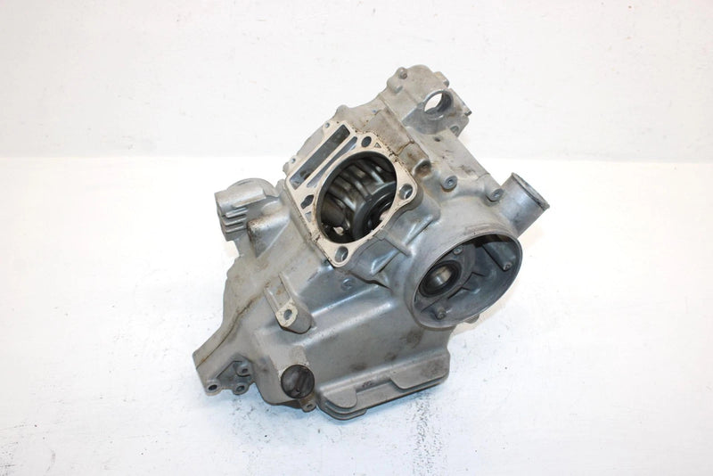 2009 Polaris Trail Boss 330 Oem Crankcase Assembly 3087125 AP181