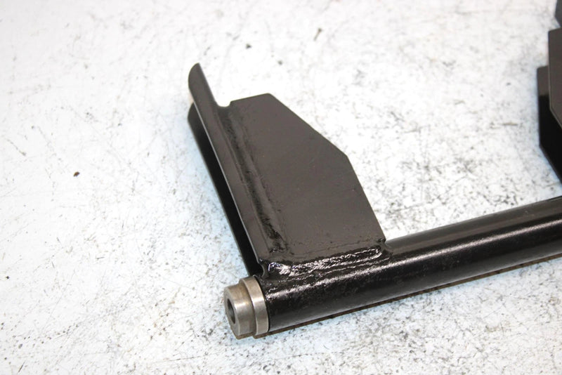 06 Arctic Cat Sabercat 600 Oem Rear Torque Arm Pivot 1704-019 SAS13
