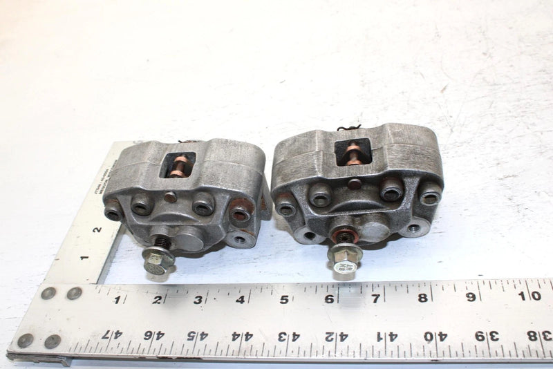 2002 Arctic Cat 375 Automatic (4x4 Green) Oem Right Caliper Pair 0402-010 AA29