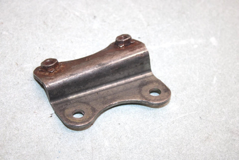 05 Yamaha  Bruin  4wd Hunter  Oem Exhaust Header Bracket 5UH-E477K-00-00 AY38
