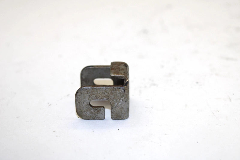 Yamaha  Oem Strap Hook EU0-65772-30-00 Q4069