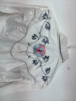 New Women’s White Horse White Embroidered Long Sleeve Pearl Snap Medium MM-33