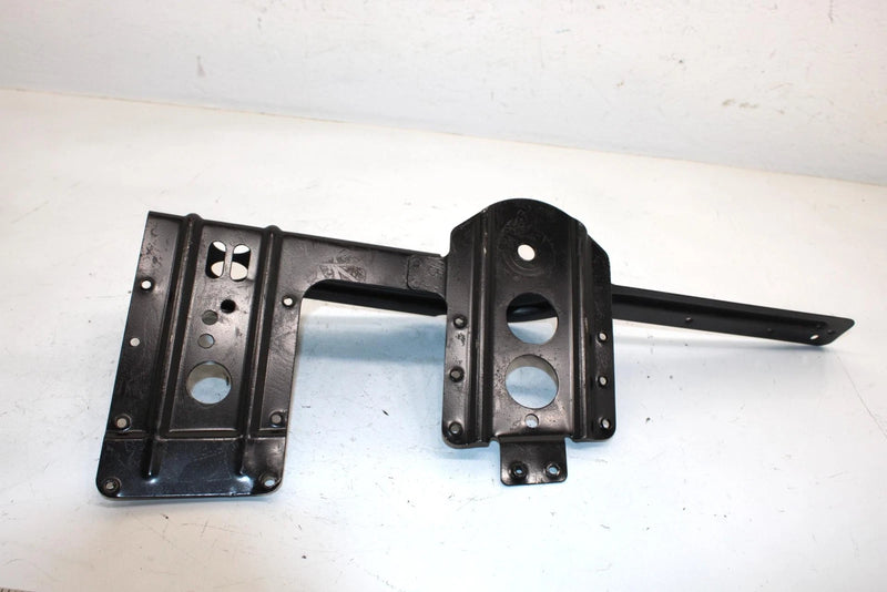 01 Ski-doo Mxz 700 Trail Oem Left Slide Bracket 518319743 SSS