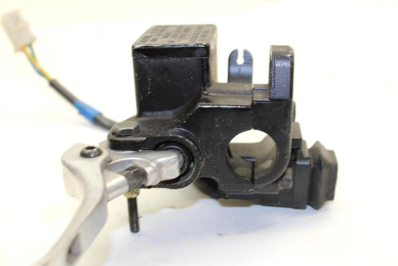 Yamaha Oem Brake Master Cylinder 8DF-W2587-40-00 Q1557