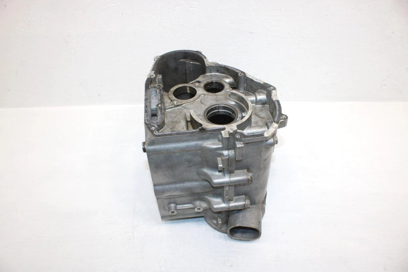 2011 Polaris Ranger 800 Oem Crankcase 2204395 XP4