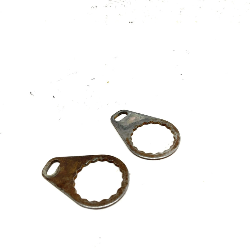 04-05 Polaris Ranger 500 4X4 OEM Pivot Bolt Retainer Pair 2202397 XP9.1