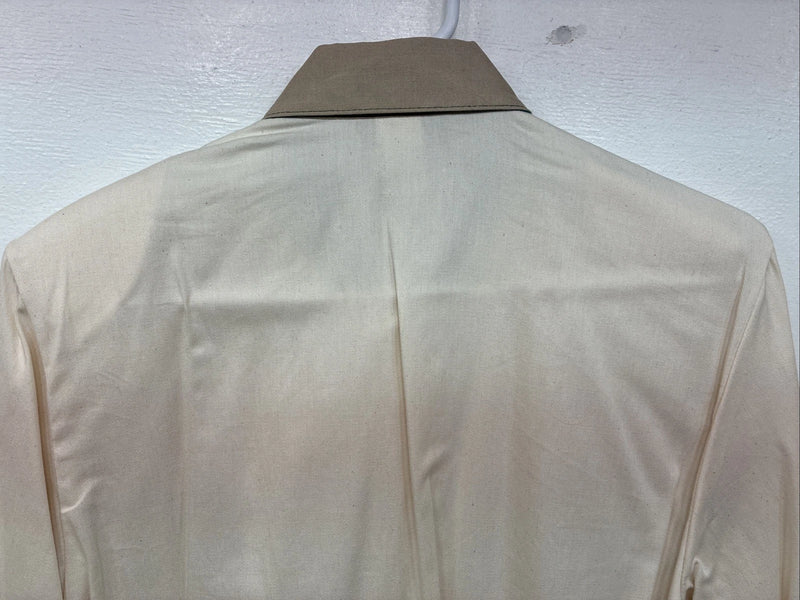 New Women’s Roughrider Tan Designed Long Sleeve Button Up Medium YY-96