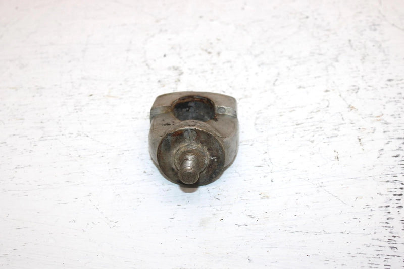 1977 Honda Atc 90 Oem Handlebar Clamp 95014-32100 95014-21101 AH69