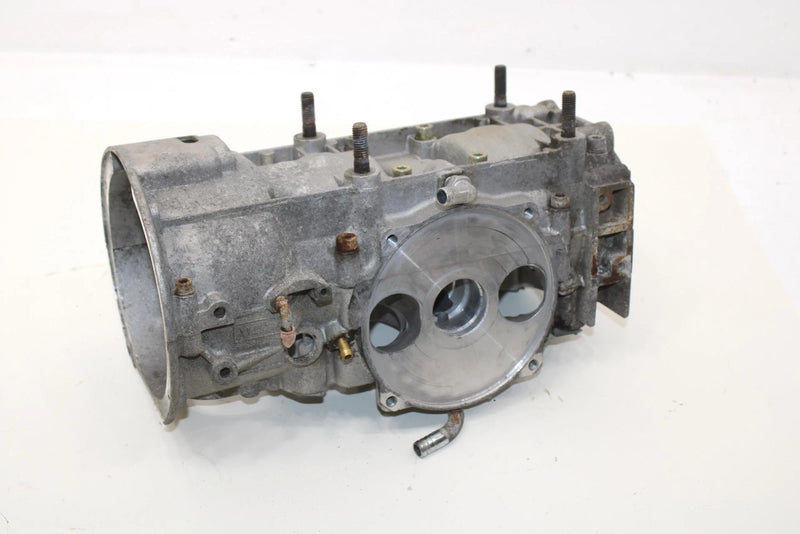 1997 Ski-doo Formula 500 Oem Crankcase 420886848 SS68
