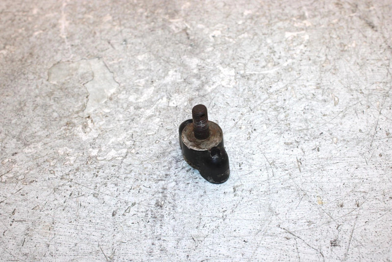 1988 Yamaha  Moto 4 Oem Lower  Handlebar Mount Pair 5H0-23442-01-98 AY23