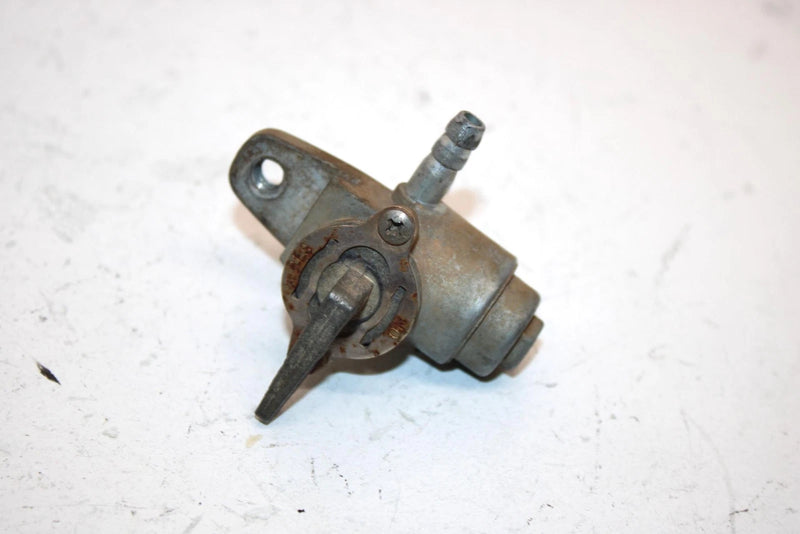 05 Polaris Phoenix 200 Oem Fuel Shut Off Valve 0450366 AP35
