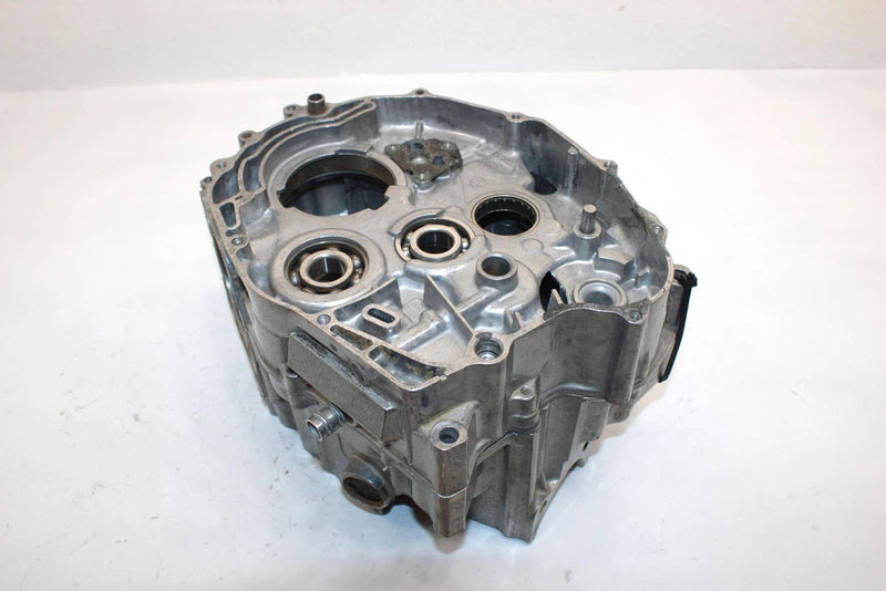 83 Yamaha  Tri Moto 225 Ytm225dx Oem Crankcase 29U-15100-00-00 AY41