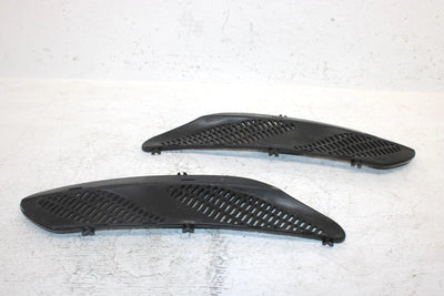 2002 Ski-doo Mxz 700 Oem Center Hood Vent Set 517302028 517302031 SS20