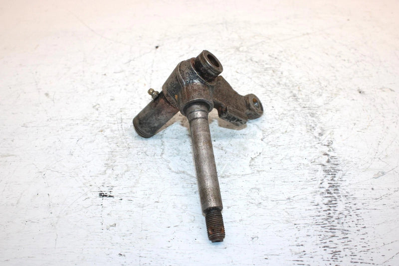 1990 Yamaha  Moto 4 Oem Front Left Knuckle 3GH-23510-01-00 AY5