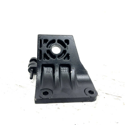 01 Yamaha GP 1200 RZ OEM Rear Upper Motor Mount Bracket 2 66V-21426-01-8P JY28