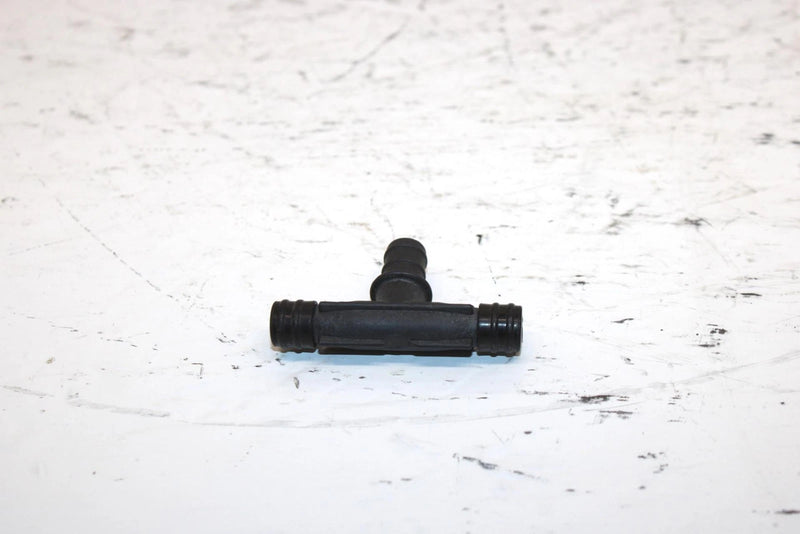 2001 Ski-doo Mxz 800 Oem Fuel Inlet Nipple Tee 404161905 SS19