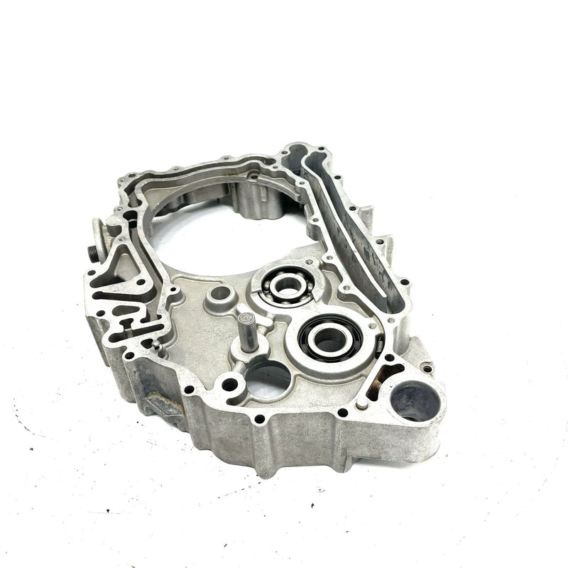 2003 Bombardier Traxter 500 4x4 Automatic OEM Clutch Housing 420211921 AB15