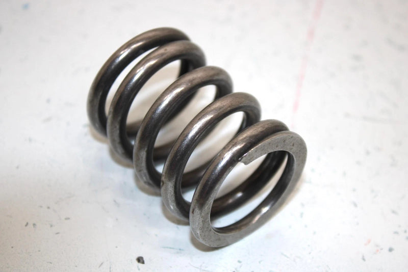 86 Kawasaki Bayou 185 Oem Spring 92081-1647 AK4
