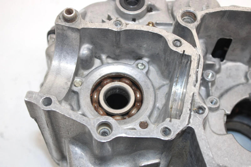 83 Yamaha  Tri Moto 225 Ytm225dx Oem Crankcase 29U-15100-00-00 AY41