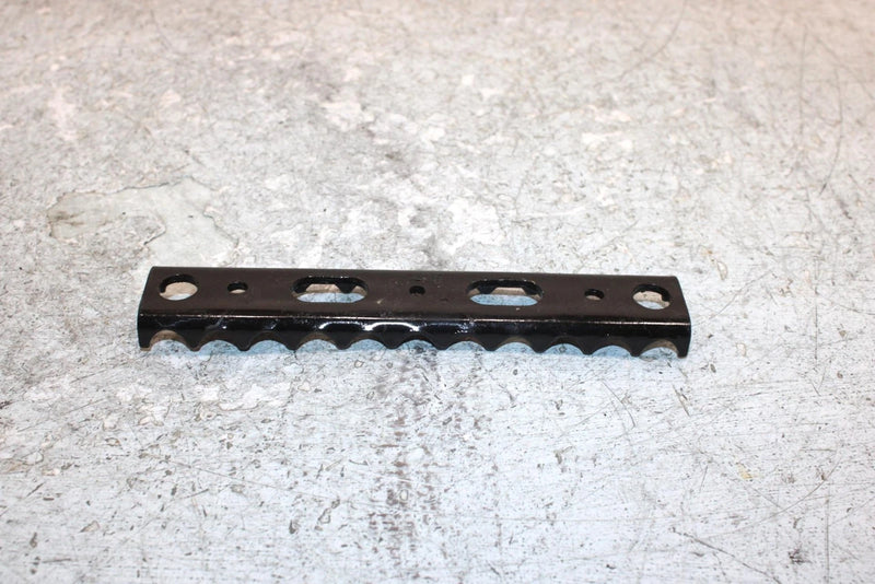 2001 Polaris Trail Boss Oem Footrest Cleat Pair 5242525-067 AP165